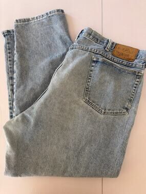 Vintage USA Made Wrangler Light Wash Super High Rise Jeans 42x30 Relaxed Fit